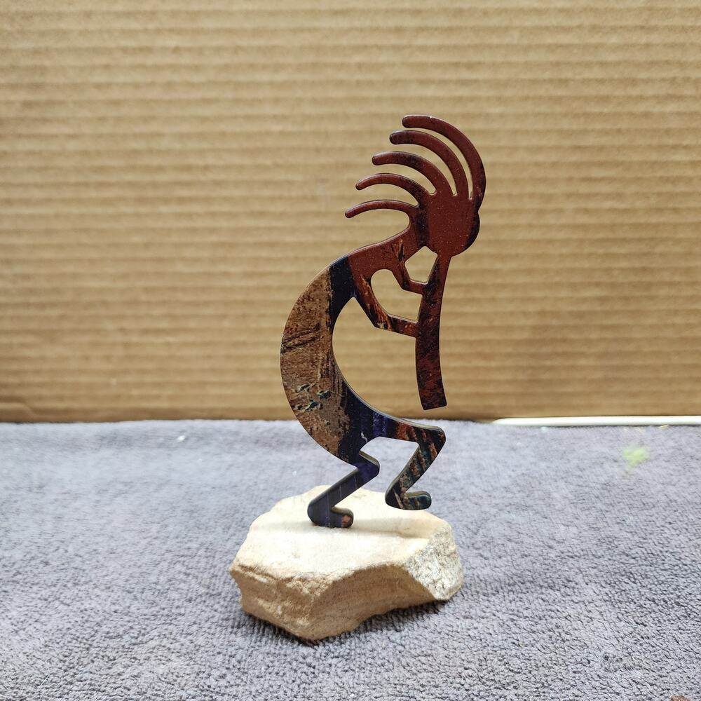 Metal painted Kokopelli on rock C